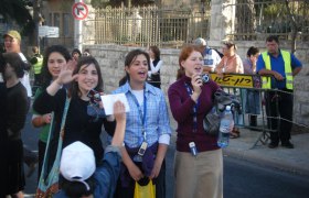 Girls-Jerusalem-March-VFI-2008